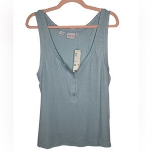 ☮️ 2/$30 NWT Urban Outfitters Soft Ribbed Tank Top with snap closure size XL